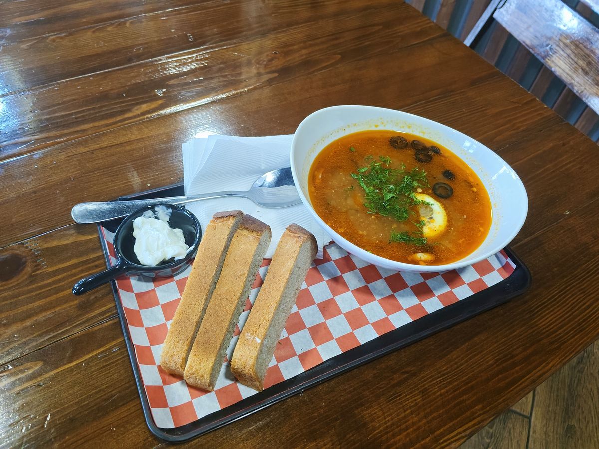 Солянка сборная мясная 
